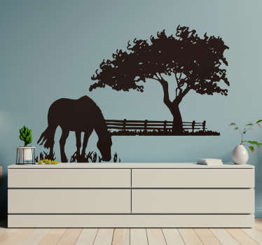 Sticker decorativo cavallo al pascolo