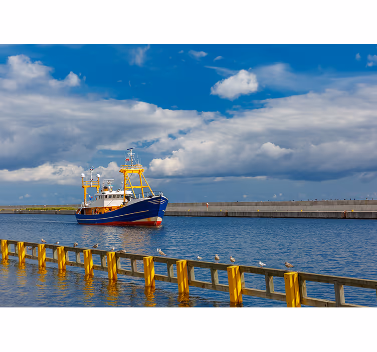 Fotomurale mare porto per barche da pesca - TenStickers