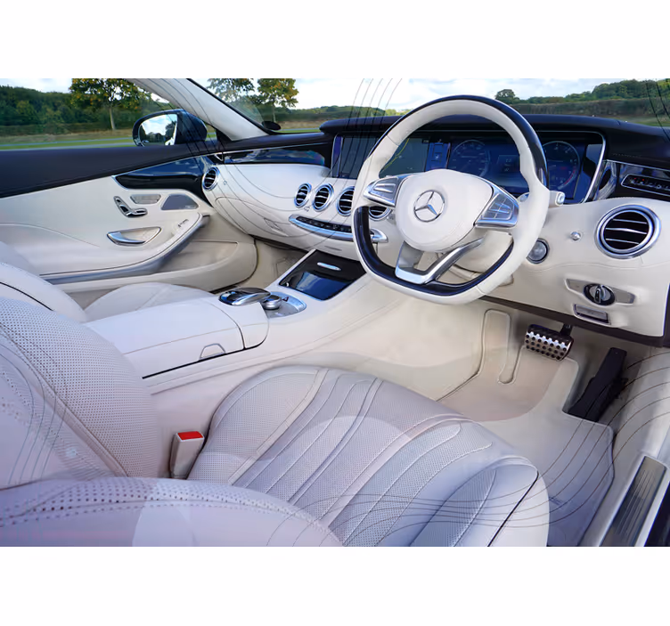 Fotomurale veicoli interni di auto di lusso - TenStickers
