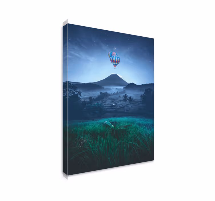 Quadro paesaggio pallone sopra la montagna - TenStickers