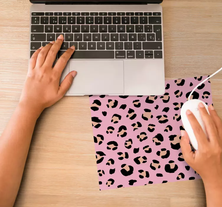 Tappetino mouse con motivi e texture stampa leopardata - TenStickers