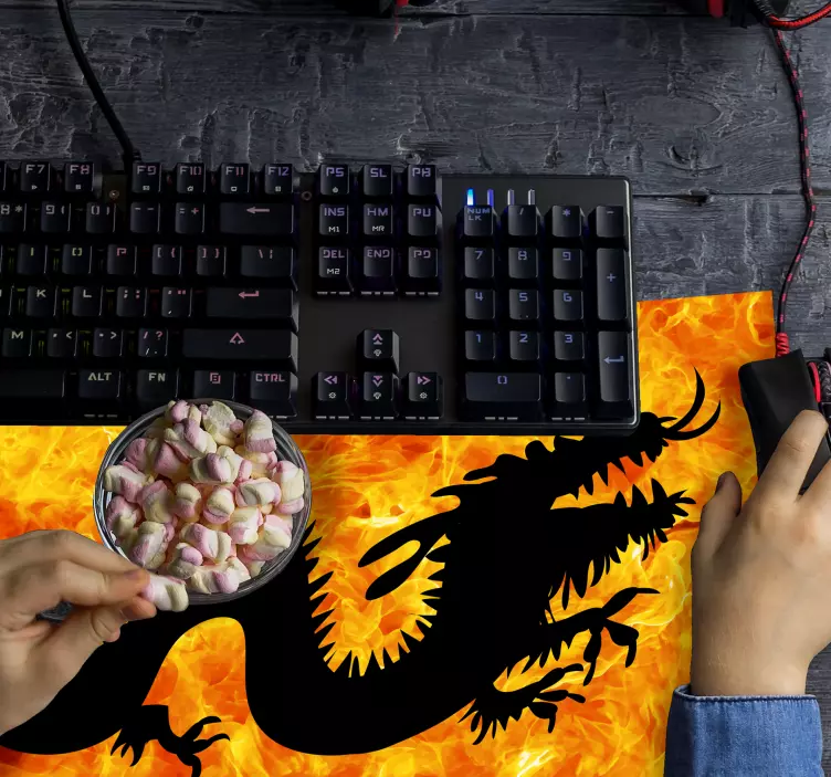 Tappetino mouse gaming silhouette drago di fuoco - TenStickers