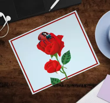 Tappetino mouse originale coccinella su rose - TenStickers