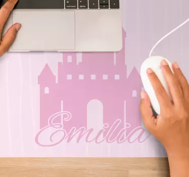 Tappetino mouse personalizzabile castello con nome - TenStickers