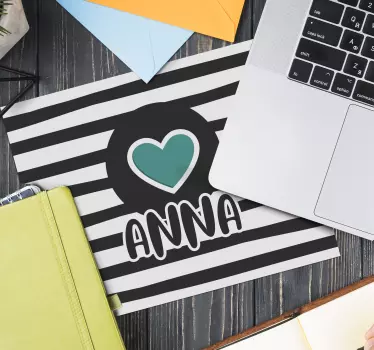 Tappetino mouse personalizzabile emblema a forma di cuore - TenStickers