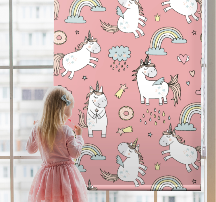Tenda a rullo con disegni Simpatici unicorni e su sfondo rosa - TenStickers