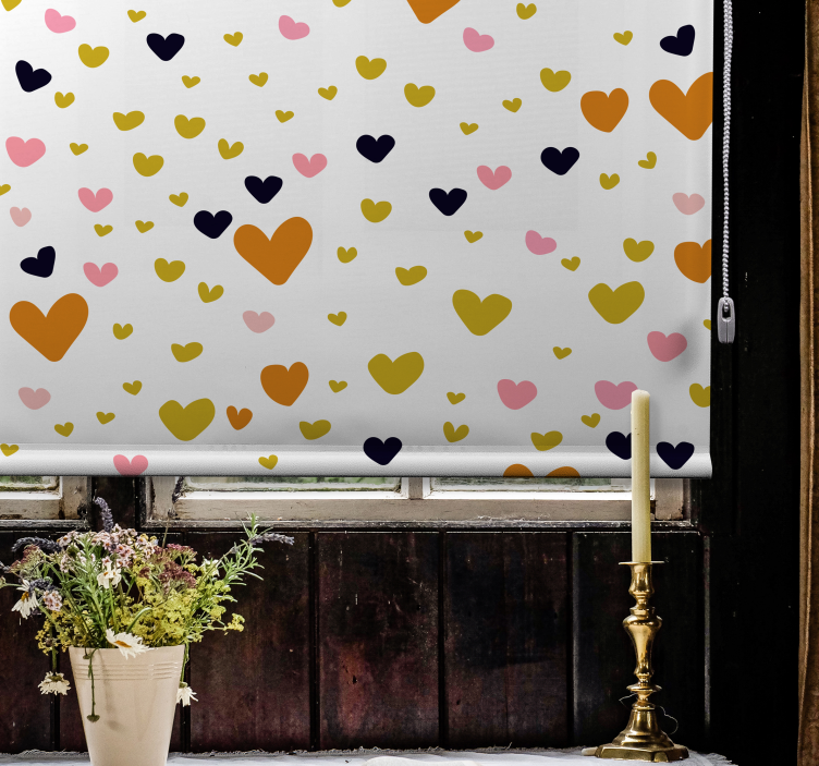 Tenda a rullo romantica paralume con motivo a cuore - TenStickers