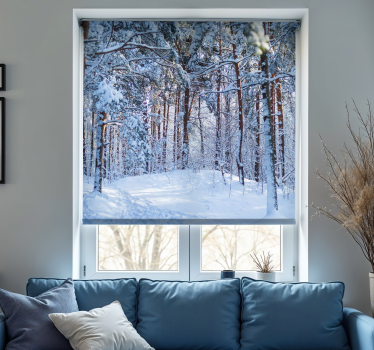 Tenda a rullo alberi foresta di pini innevati - TenStickers