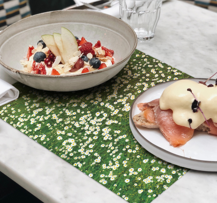 Tovaglietta americana con motivo fiori freschi - TenStickers