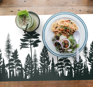 Tovaglietta americana motivo silhouette foresta - TenStickers