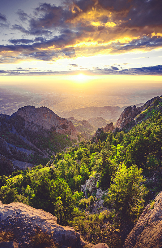 Poster salotto alba sulla montagna - TenStickers