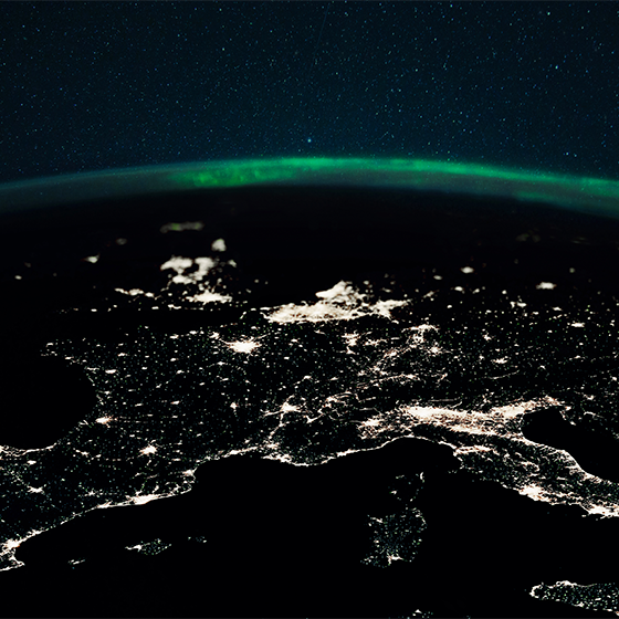 Mappa del mondo poster vista notturna aerea - TenStickers