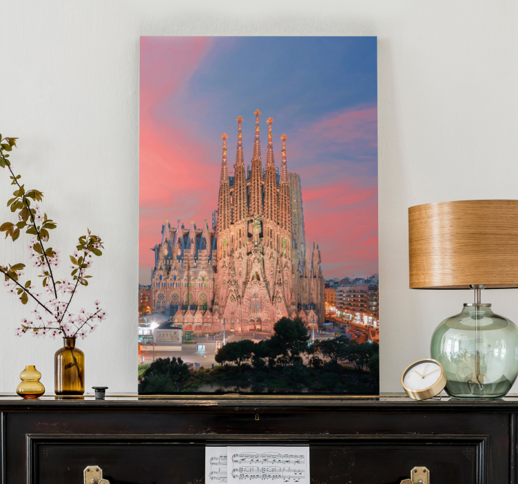 Quadro città e paesi sagrada familia al tramonto - TenStickers