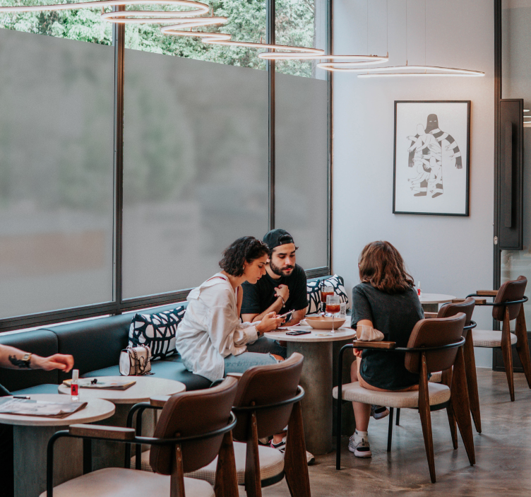 Pellicola Adesiva Traslucida per Vetri - TenStickers