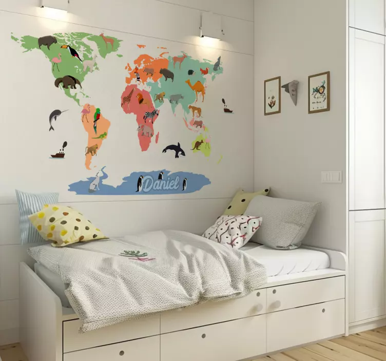 Adesivo educativo mappa del mondo colorata con animali - TenStickers