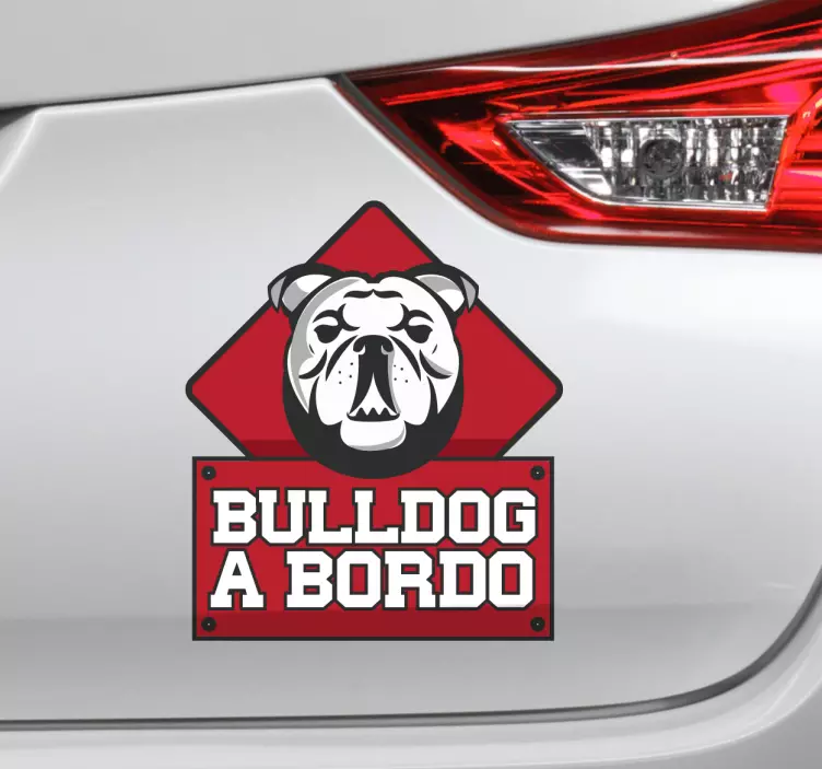 Adesivo cane Bulldog a bordo - TenStickers