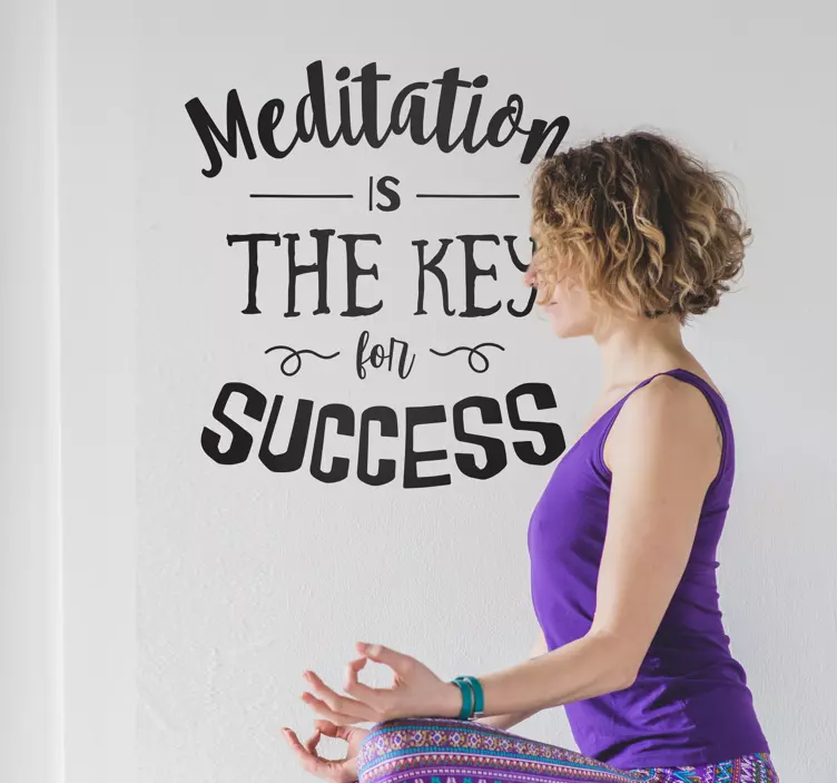 Adesivo frase celebre la meditazione è il successo - TenStickers