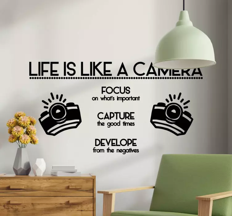Adesivo frase citazione sulla vita in macchina fotografica - TenStickers
