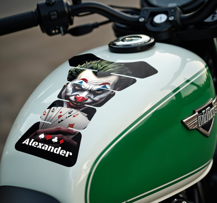 Adesivo moto cattivo con carte da poker - TenStickers
