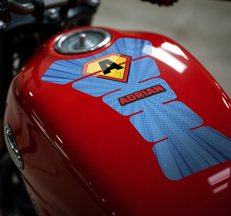 Adesivo moto iniziale supereroe personalizzata - TenStickers