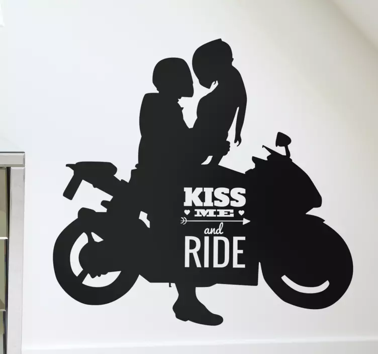 Adesivo moto kiss me and ride - TenStickers