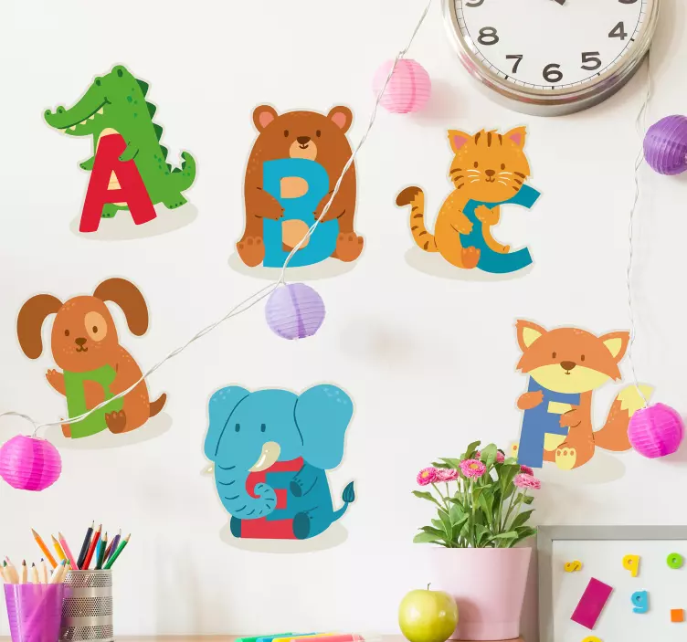 Adesivo murale bambini caratteri dell'alfabeto animale - TenStickers