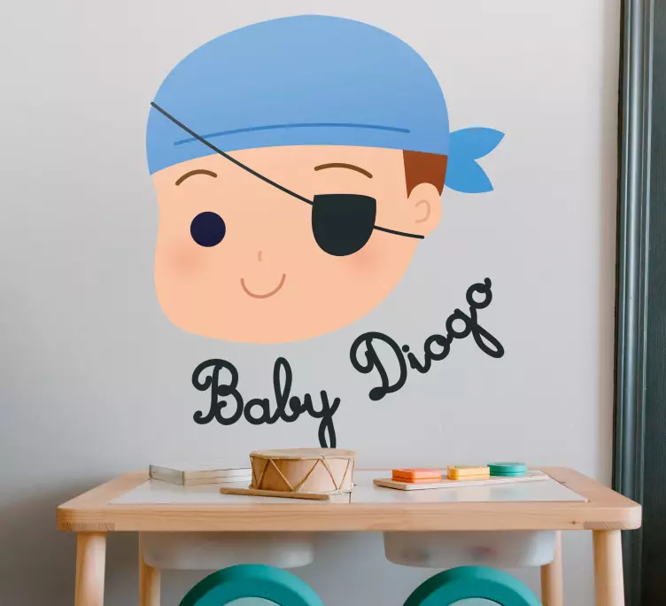Adesivo per bambini bambino pirata con nome - TenStickers