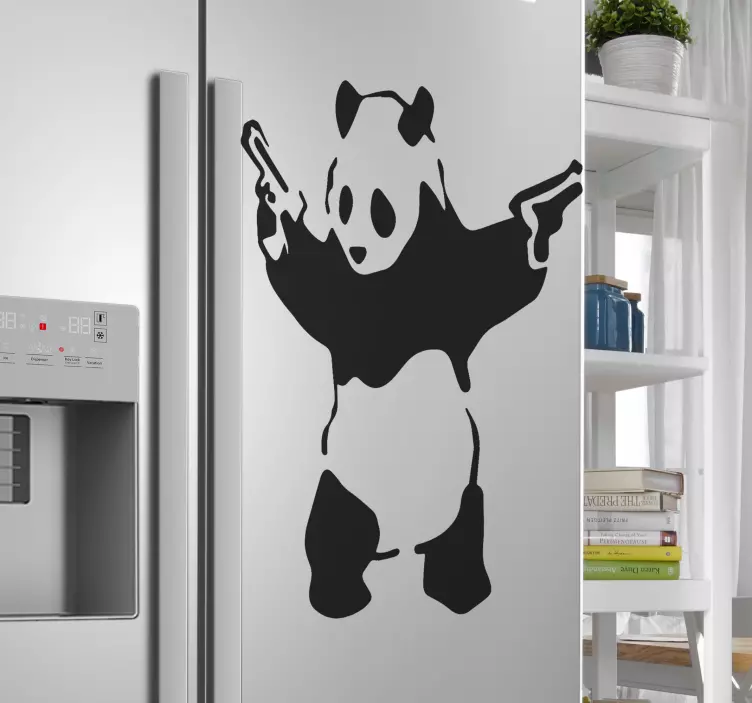 Adesivo per frigo panda con fucili - TenStickers
