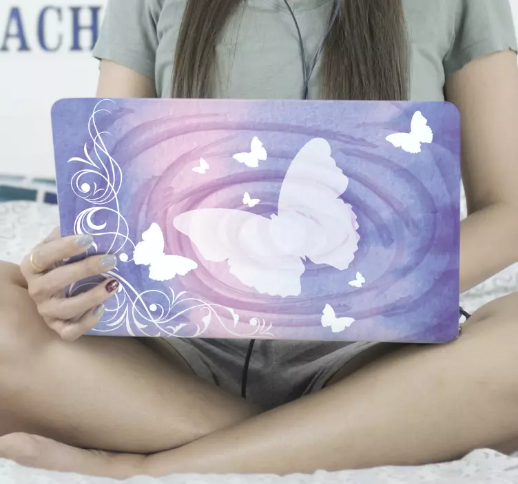 Adesivo per laptop design a vortice di farfalle - TenStickers