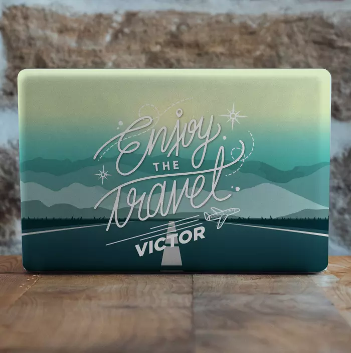 Adesivo per laptop design avventura di viaggio - TenStickers