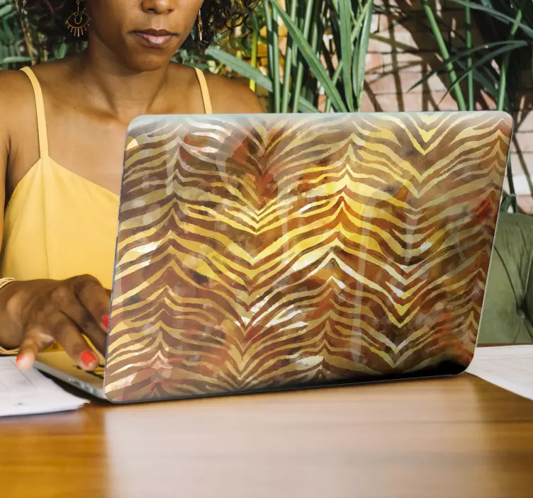 Adesivo per laptop motivo a strisce di tigre - TenStickers