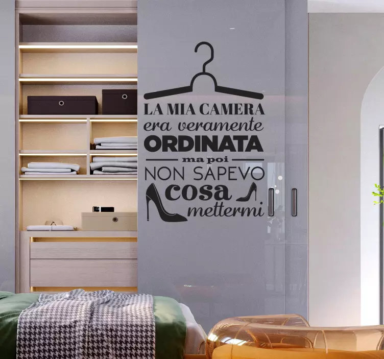 Adesivo per mobile Camera veramente ordinata - TenStickers