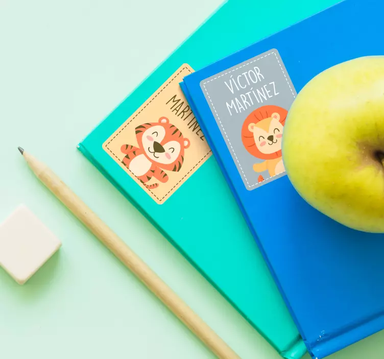 Adesivo personalizzato etichette animali - TenStickers