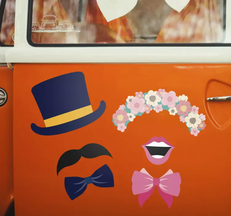 Etichetta adesiva auto degli sposi - TenStickers