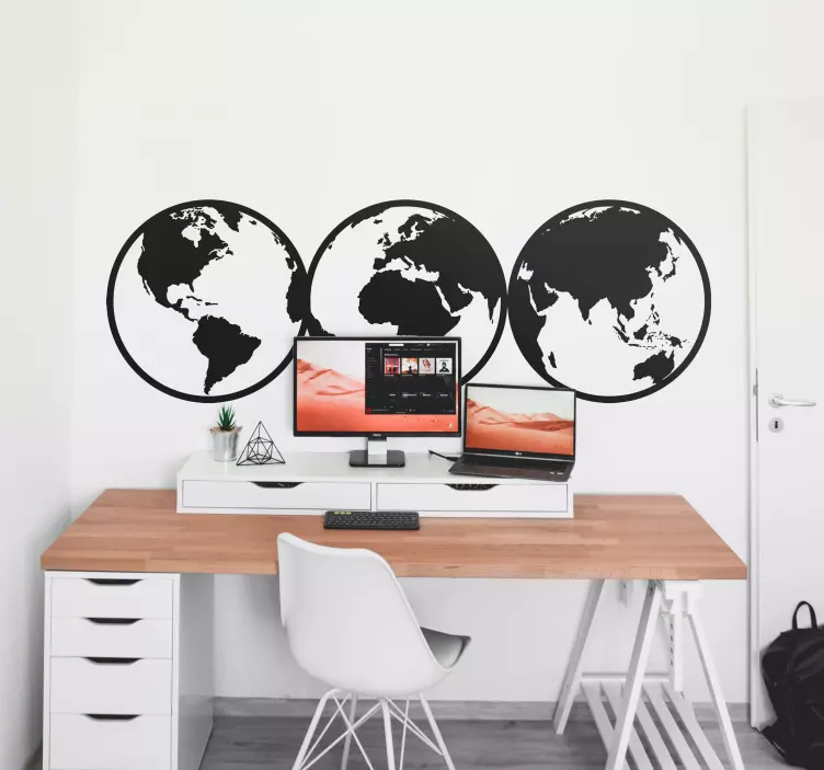 Sticker mappamondo visioni del mondo - TenStickers