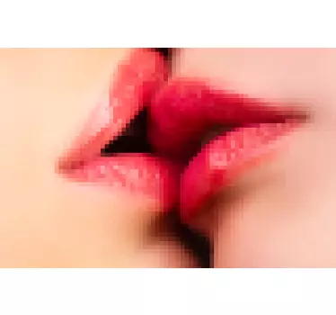 Adesivo per box doccia illustrazione del bacio - TenStickers
