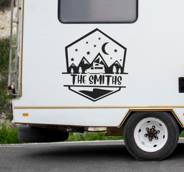 Adesivo per camper personalizzato cognome famiglia - TenStickers