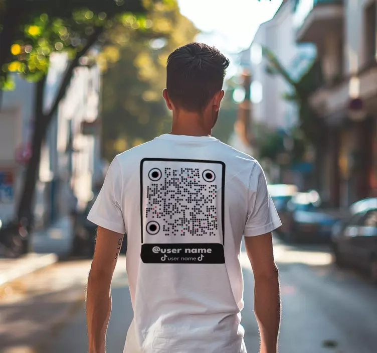Maglie codice qr tiktok - TenStickers