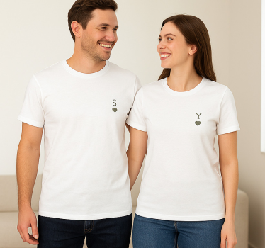 Maglietta fidanzati iniziali minimaliste - TenStickers