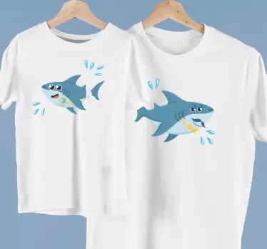 Maglietta infantile avventura con gli squali adorabili - TenStickers