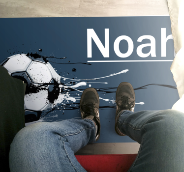 Tappeto vinile per ragazzi azione di calcio con nome - TenStickers