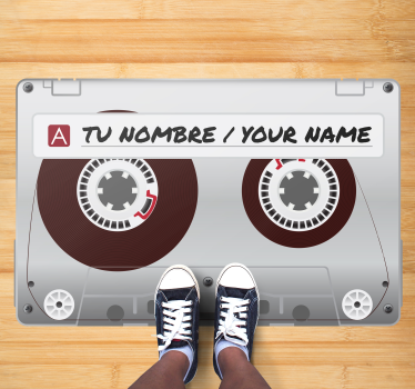 Tappeto vinile con nome cassetta personalizzata - TenStickers