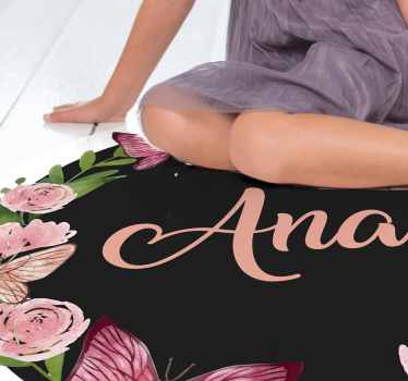Tappeto vinile con nome cerchio personalizzato floreale - TenStickers