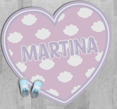 Tappeto vinile con nome a forma di cuore con nuvole - TenStickers