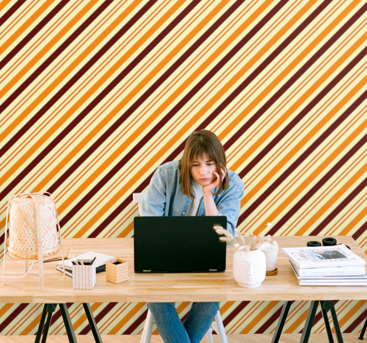 Carta da parati righe orizzontali motivo a strisce diagonali - TenStickers